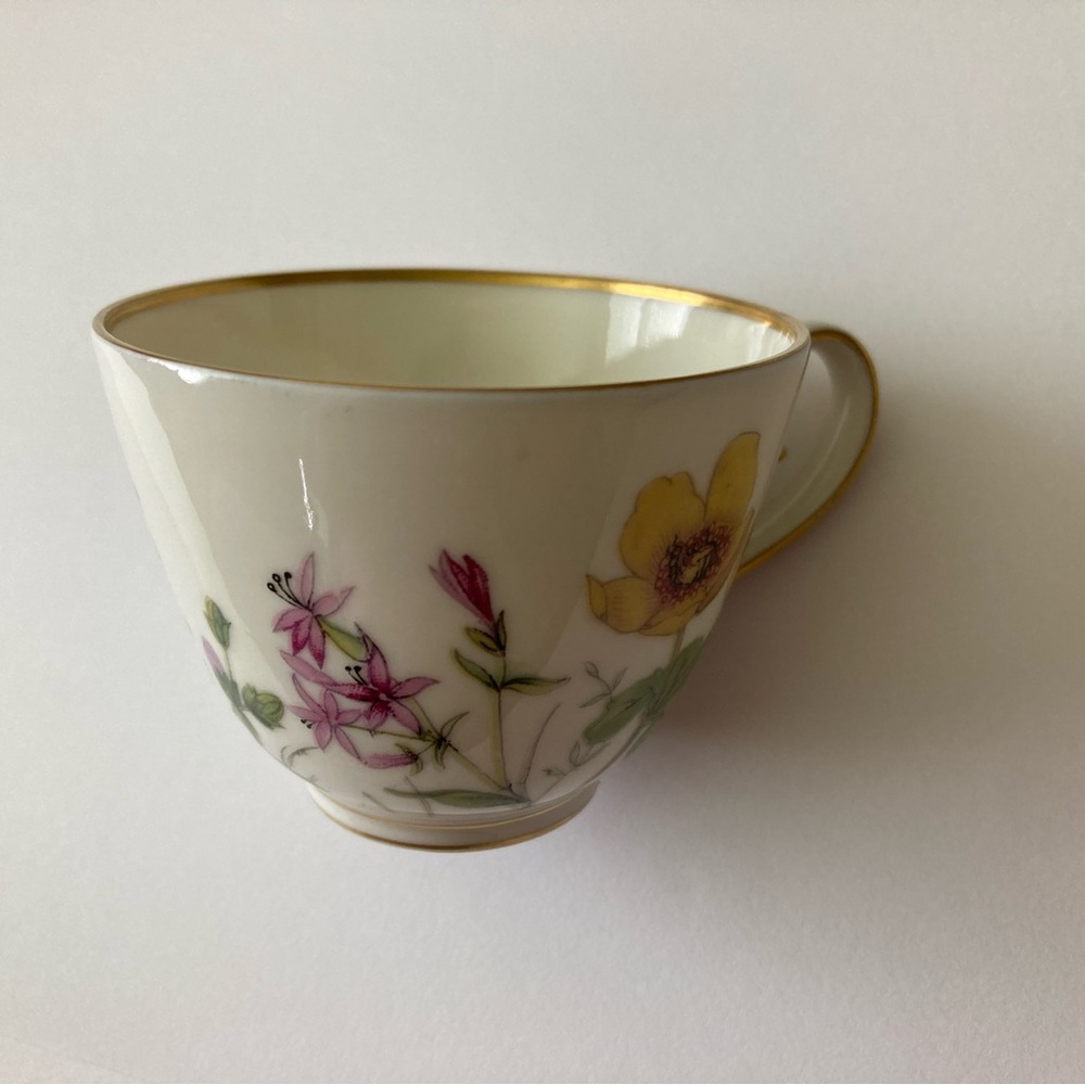 Krautheim Demitasse Teacup Selb Bavaria Scene J Vintage Porcelain Flowers K&A